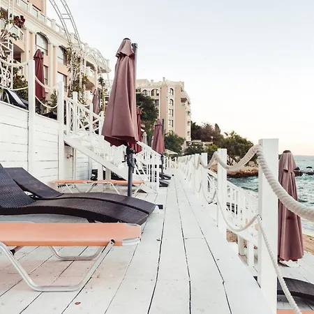 The Gallery - La Mer 5 아파트 *